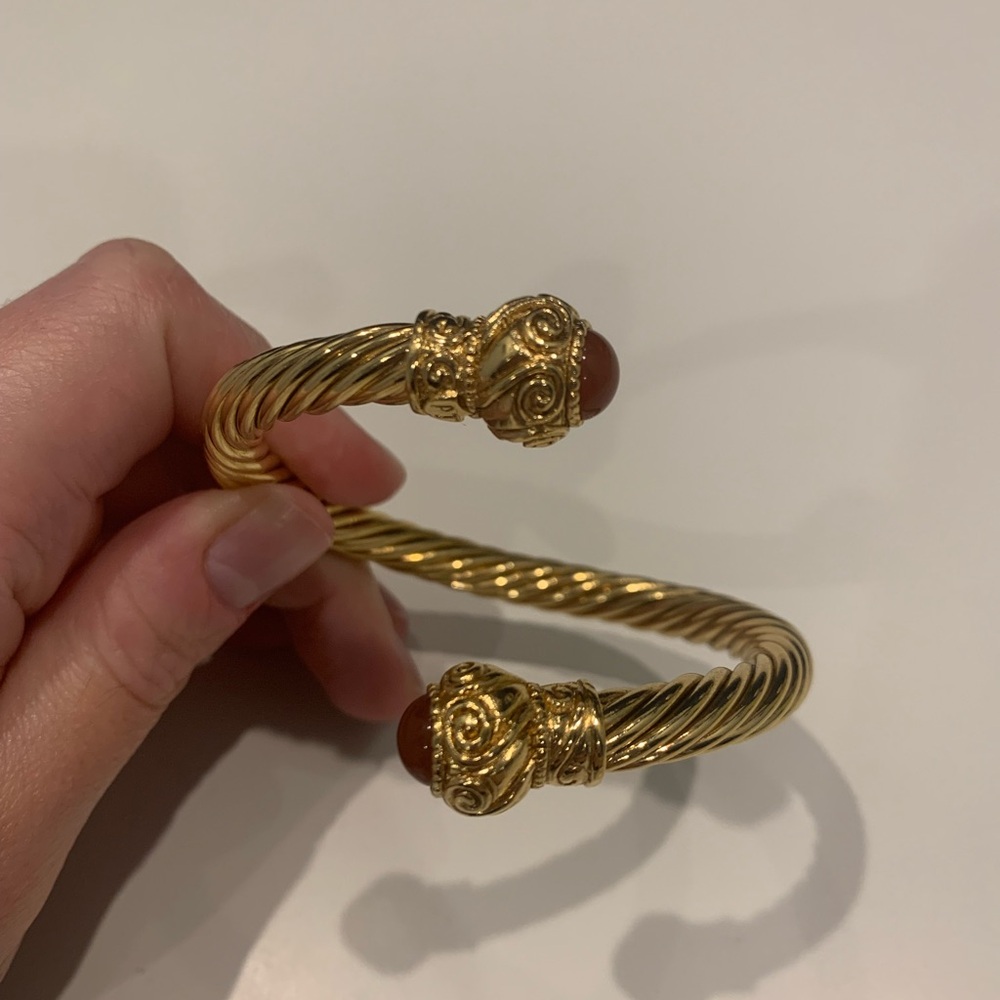 Vintage Carnelian Twisted Gold Bracelet